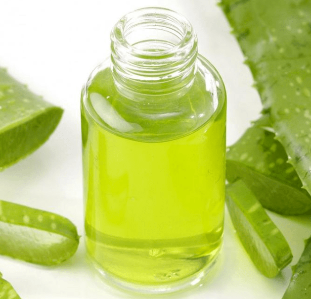 Multi -component mask to rejuvenate the face with aloe vera